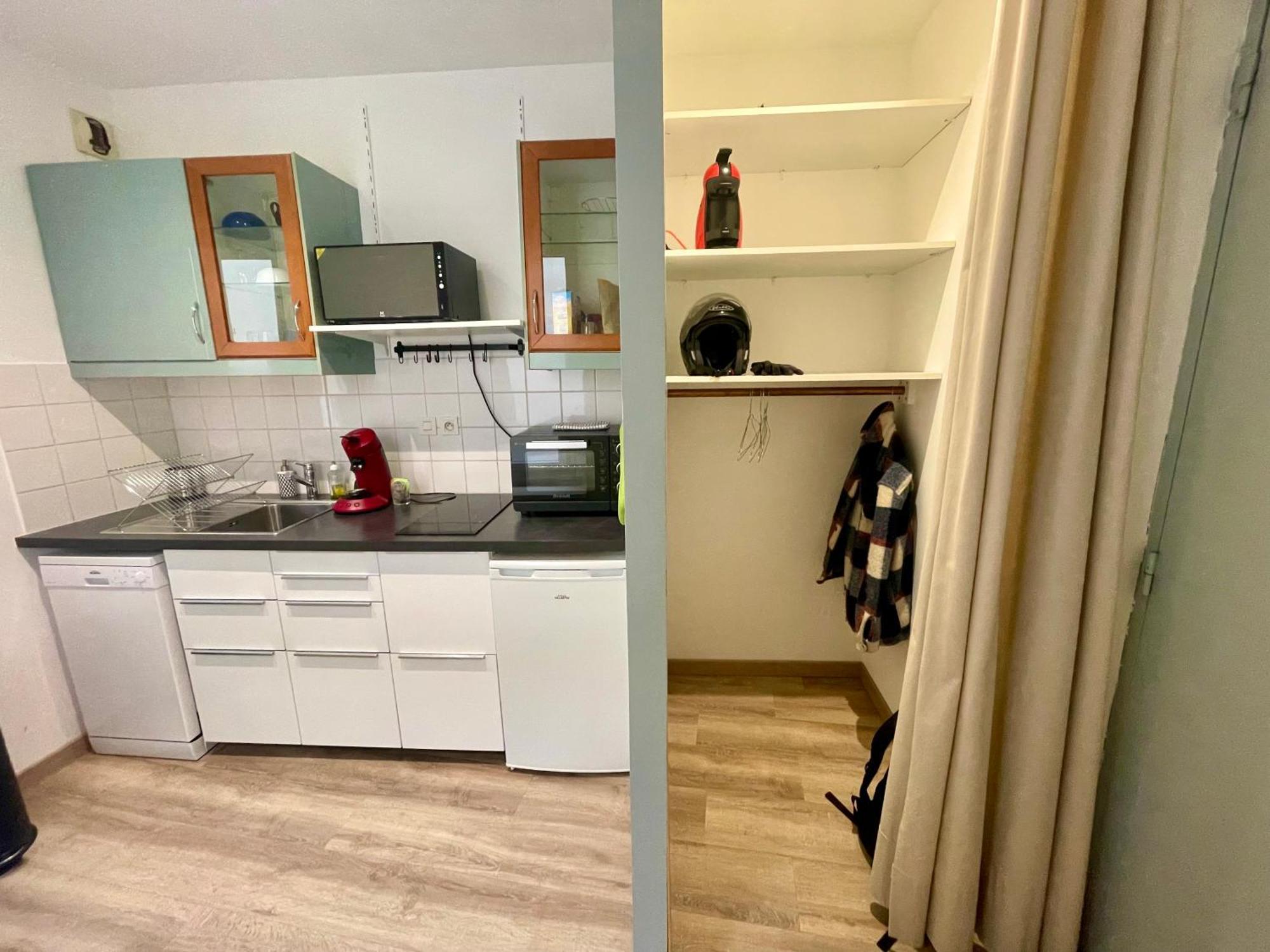 Capitole, Grand T1 Bis, Lumineux, Neuf. Appartement *